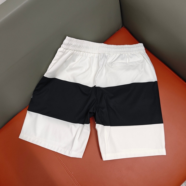 ブランドハーフパンツ側面デザイン